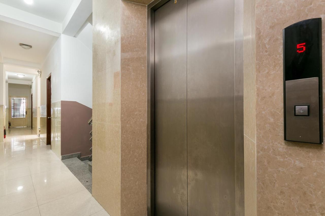 Oyo 372 Vy Ha Hotel Хошимин Экстерьер фото